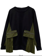 Load image into Gallery viewer, Pleated Sides Sweatshirt