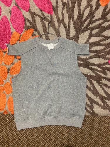 Sleeveless sweatshirt